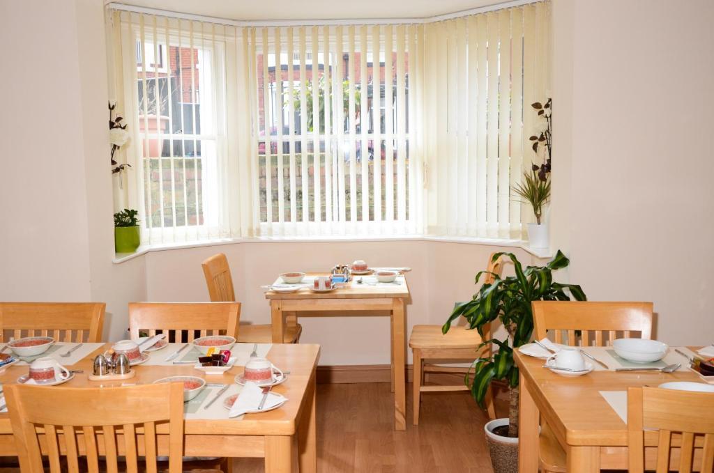 Pinewood House Hotel Whitby Ngoại thất bức ảnh